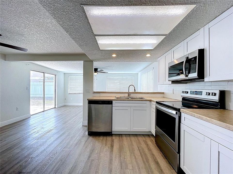 En Venta: $249,900 (2 camas, 2 baños, 1164 Pies cuadrados)