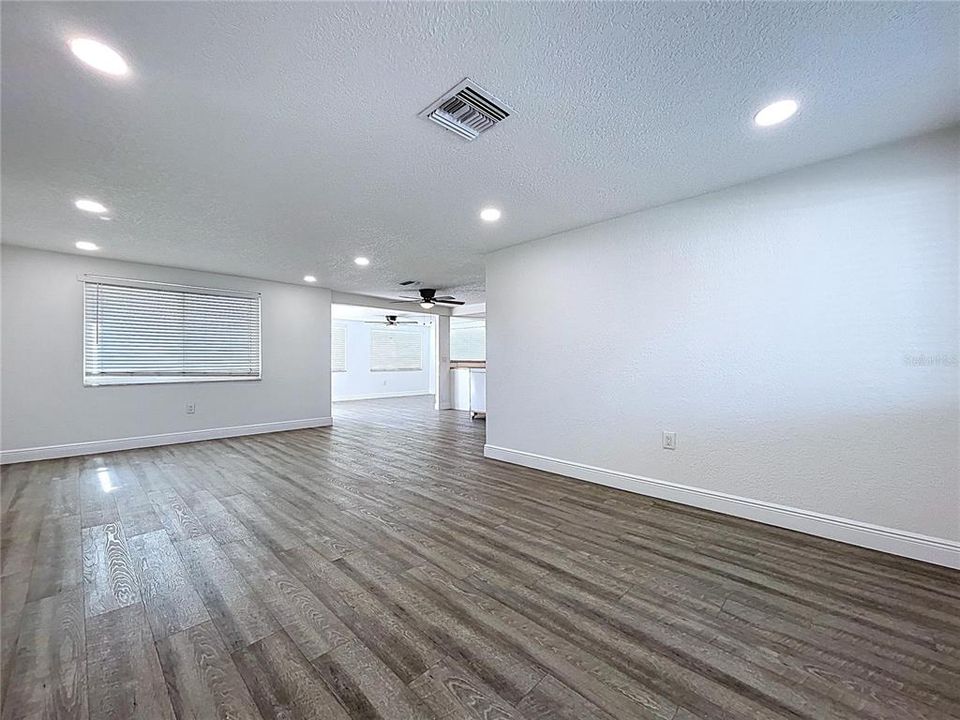 En Venta: $249,900 (2 camas, 2 baños, 1164 Pies cuadrados)