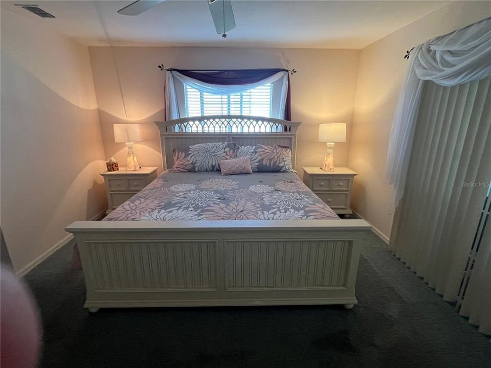 待售: $299,900 (2 贝兹, 2 浴室, 1537 平方英尺)