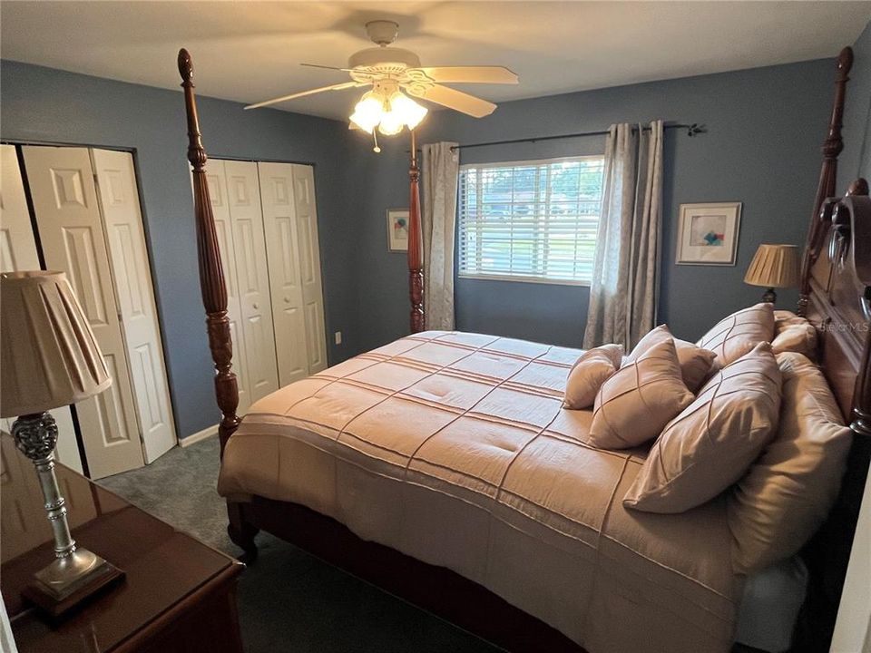 待售: $299,900 (2 贝兹, 2 浴室, 1537 平方英尺)