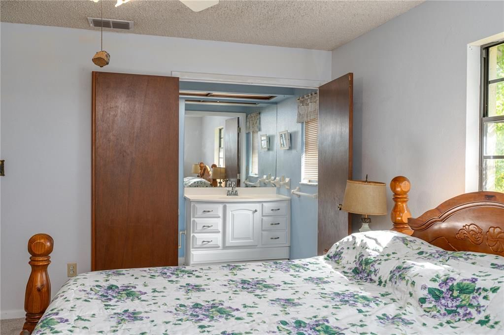 En Venta: $220,000 (2 camas, 2 baños, 1280 Pies cuadrados)