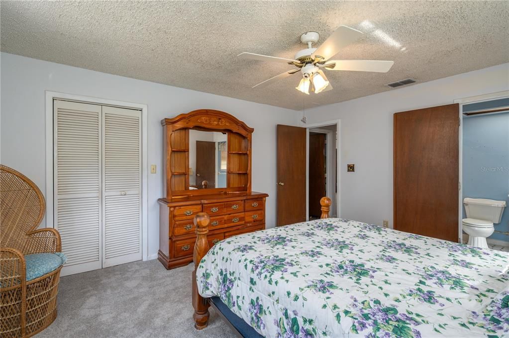 En Venta: $220,000 (2 camas, 2 baños, 1280 Pies cuadrados)