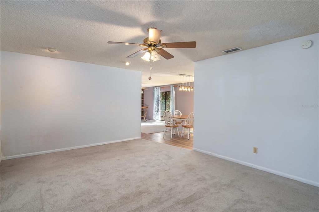 En Venta: $220,000 (2 camas, 2 baños, 1280 Pies cuadrados)