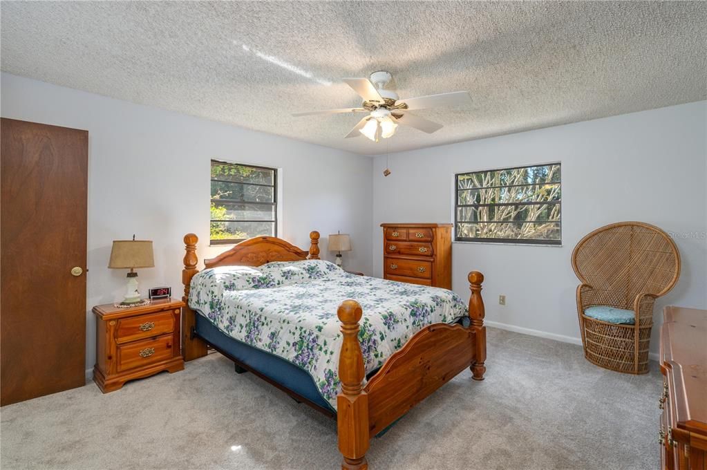 En Venta: $220,000 (2 camas, 2 baños, 1280 Pies cuadrados)