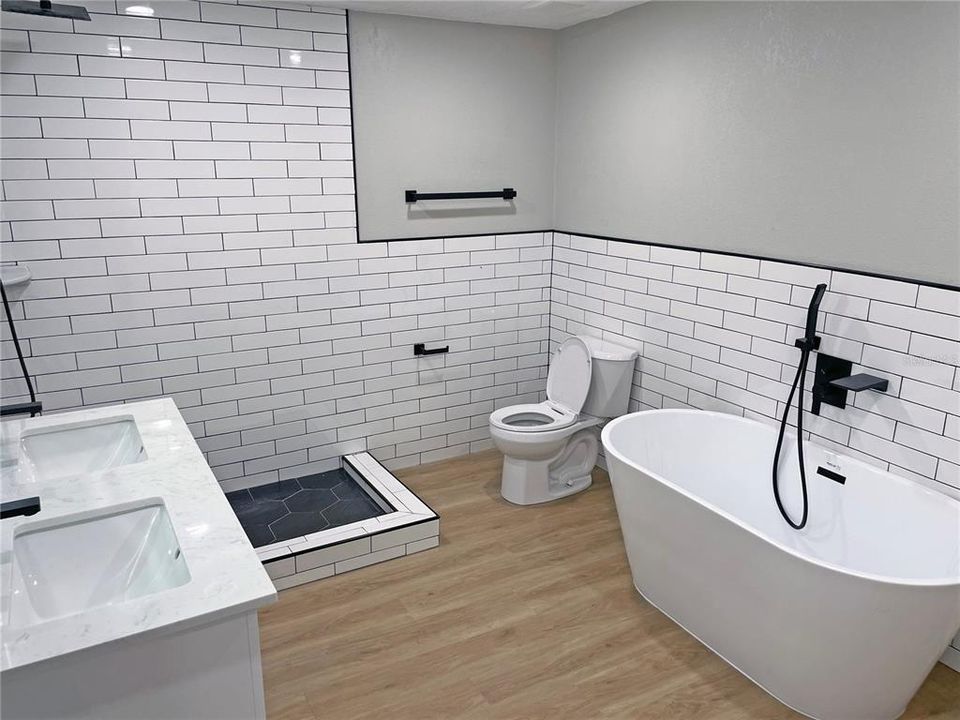 待售: $769,000 (4 贝兹, 3 浴室, 1749 平方英尺)