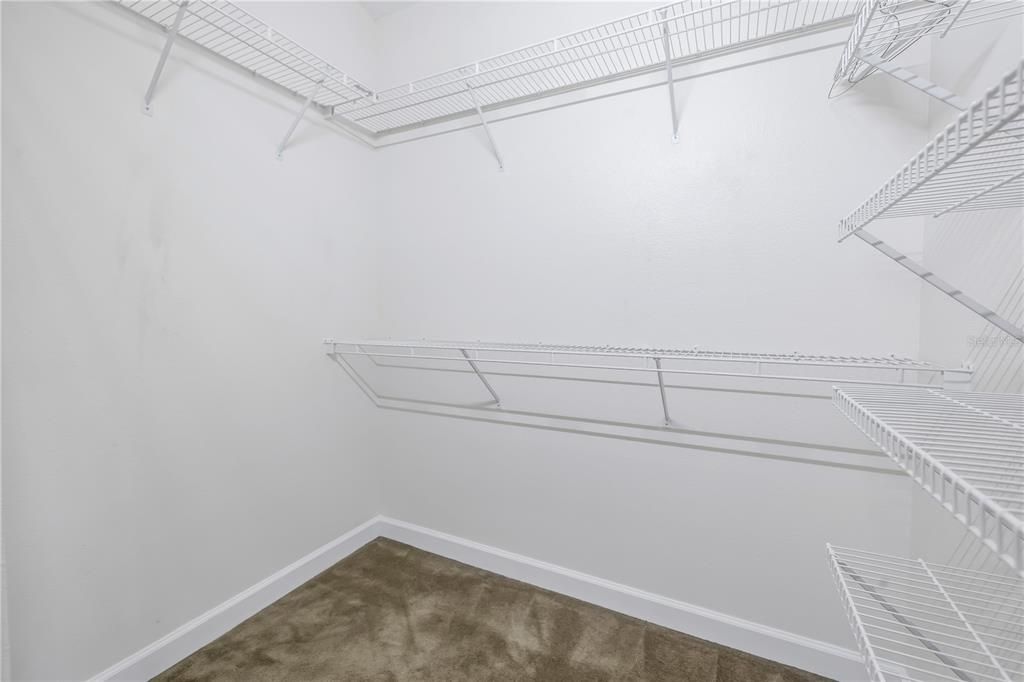 For Sale: $775,000 (4 beds, 3 baths, 2633 Square Feet)