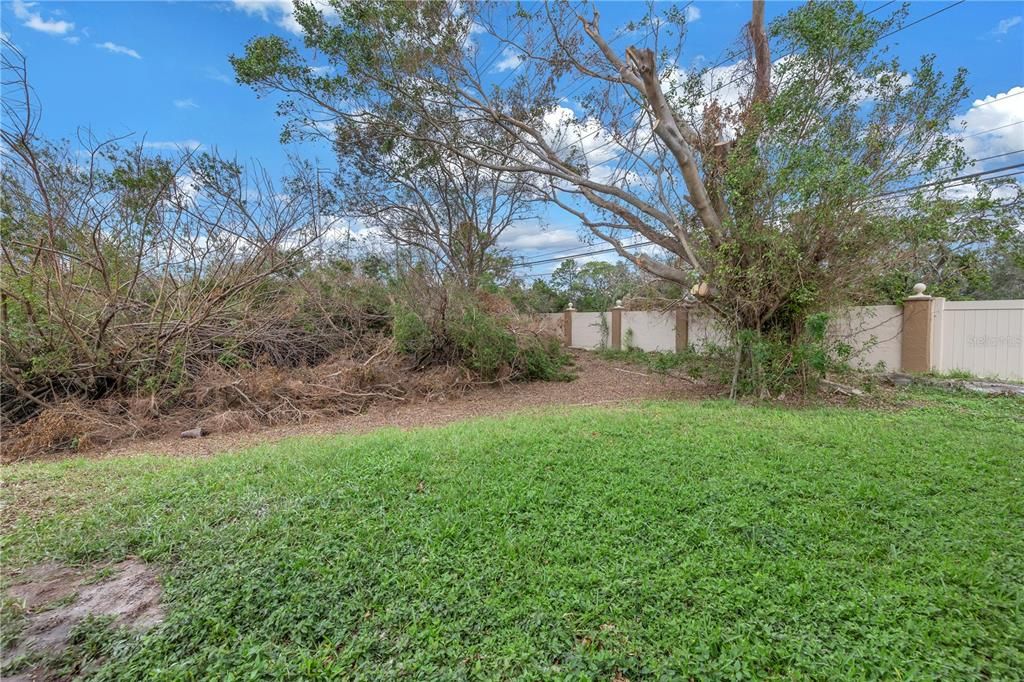 For Sale: $775,000 (4 beds, 3 baths, 2633 Square Feet)