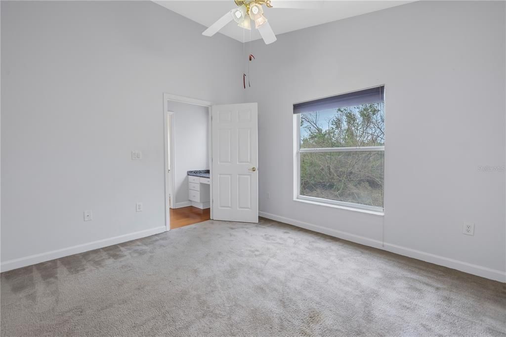 For Sale: $775,000 (4 beds, 3 baths, 2633 Square Feet)