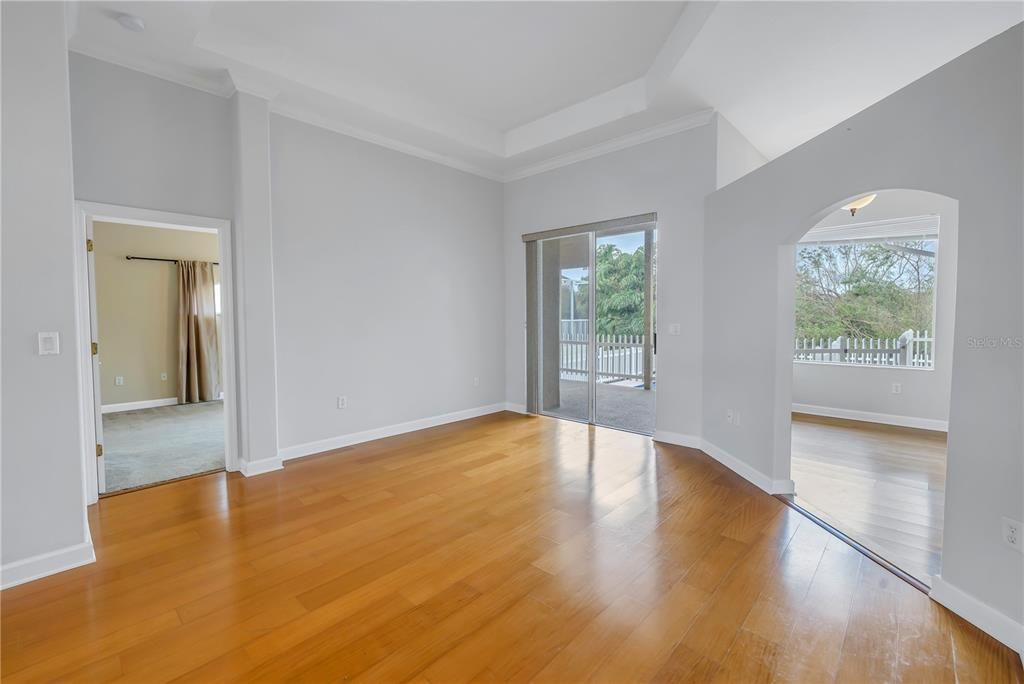 For Sale: $775,000 (4 beds, 3 baths, 2633 Square Feet)