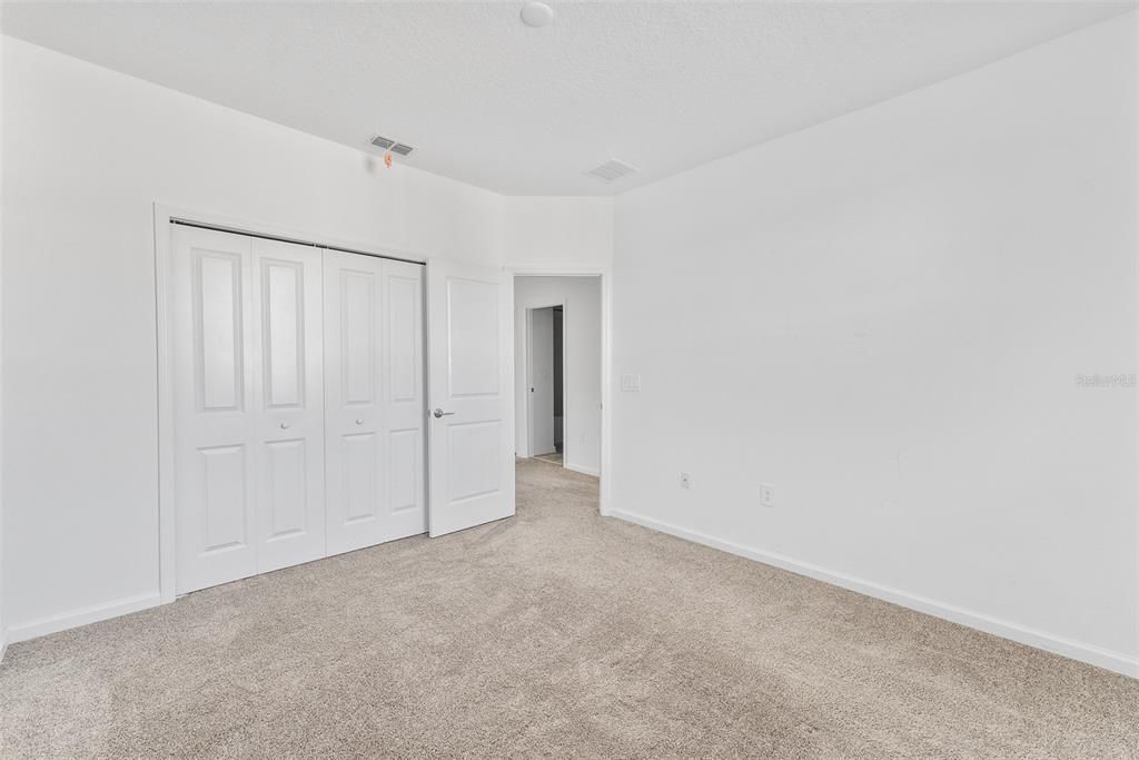 For Rent: $2,150 (3 beds, 2 baths, 1848 Square Feet)