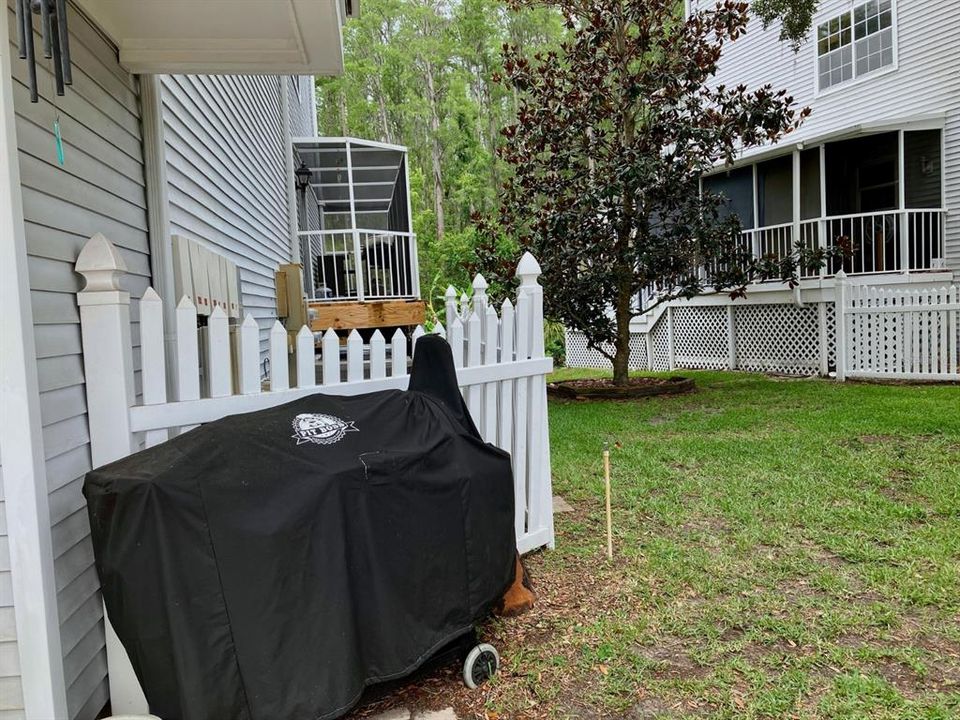 En Venta: $385,000 (3 camas, 3 baños, 2357 Pies cuadrados)