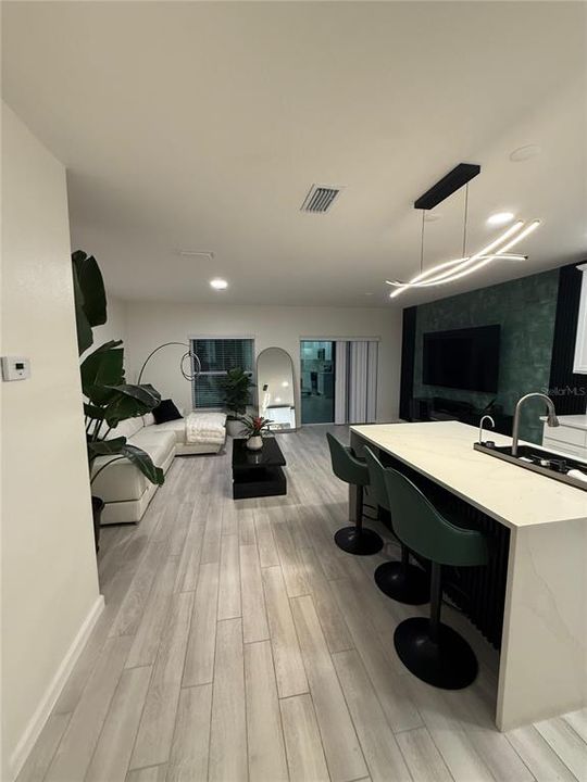 En Renta: $2,600 (2 camas, 2 baños, 1484 Pies cuadrados)