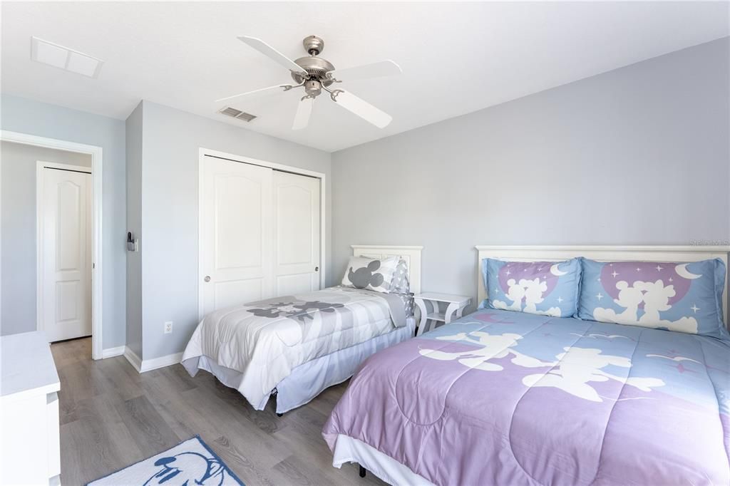 For Sale: $394,900 (4 beds, 3 baths, 1884 Square Feet)