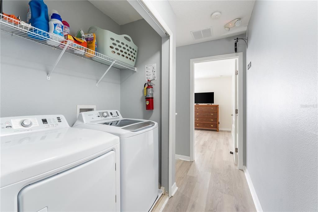 For Sale: $394,900 (4 beds, 3 baths, 1884 Square Feet)