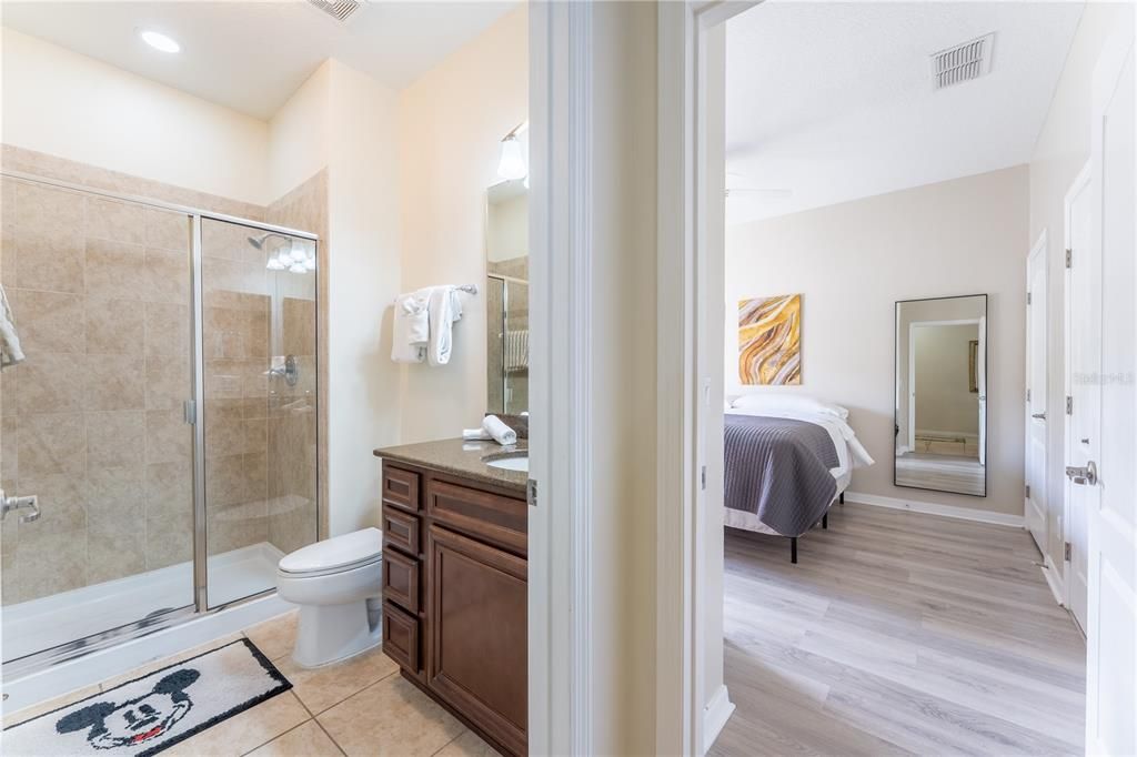 For Sale: $394,900 (4 beds, 3 baths, 1884 Square Feet)