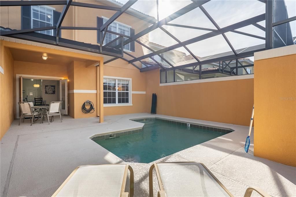 For Sale: $394,900 (4 beds, 3 baths, 1884 Square Feet)