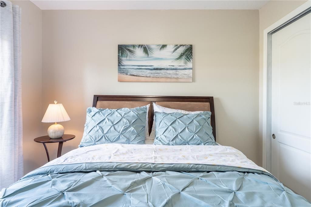 For Sale: $394,900 (4 beds, 3 baths, 1884 Square Feet)