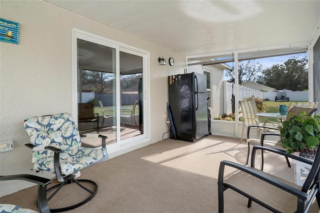 For Sale: $299,900 (3 beds, 2 baths, 1398 Square Feet)