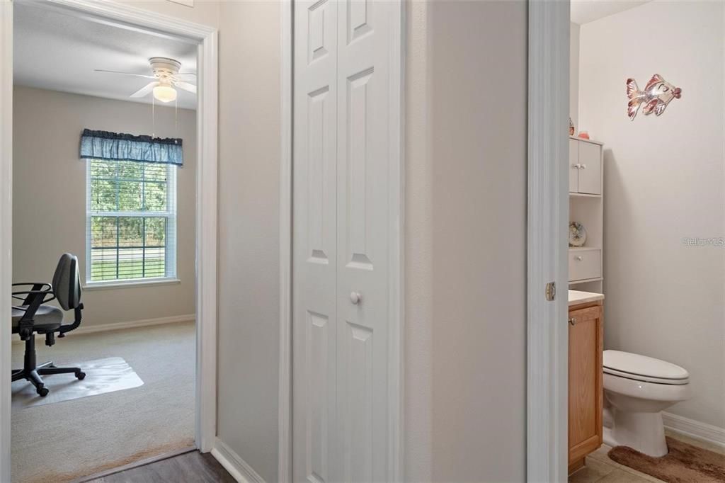 For Sale: $299,900 (3 beds, 2 baths, 1398 Square Feet)