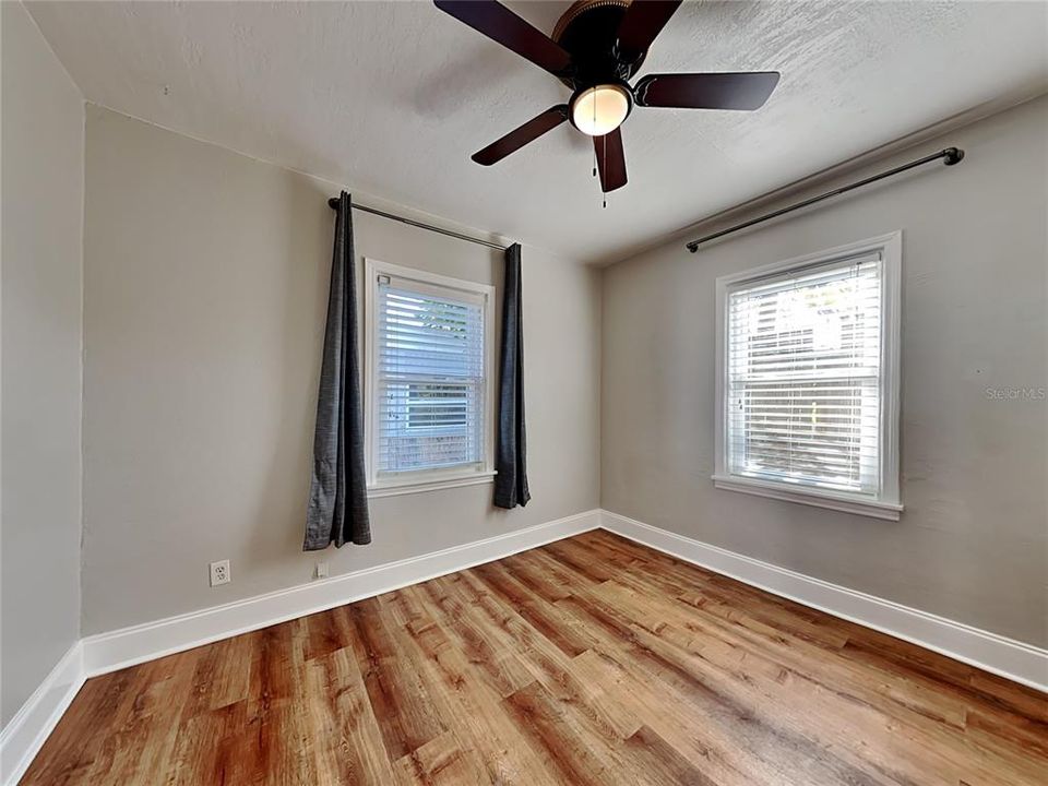 For Rent: $1,700 (3 beds, 2 baths, 1197 Square Feet)