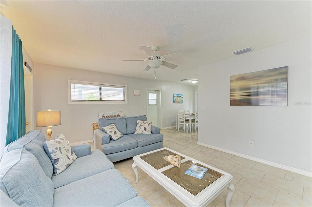 For Sale: $419,000 (3 beds, 2 baths, 1144 Square Feet)