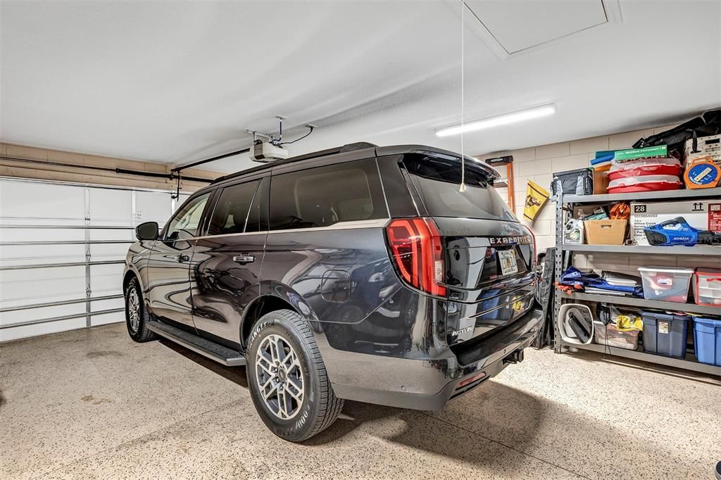 For Sale: $460,000 (3 beds, 2 baths, 2001 Square Feet)