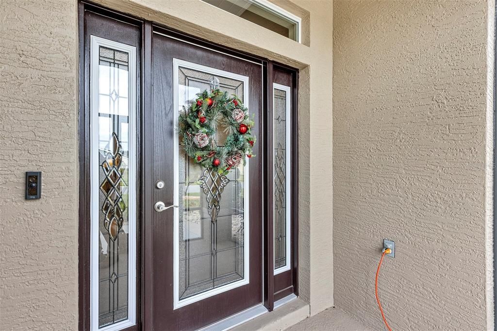 For Sale: $460,000 (3 beds, 2 baths, 2001 Square Feet)