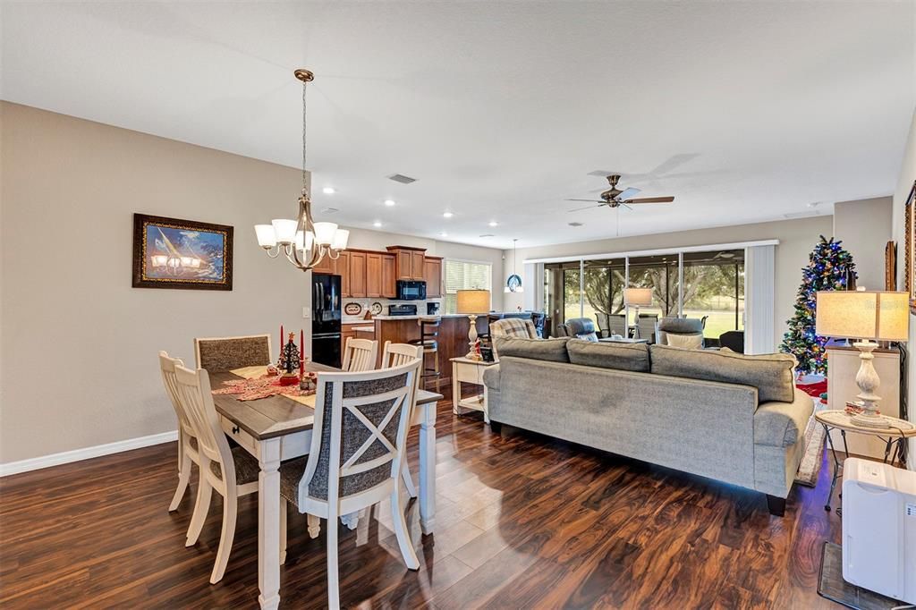 For Sale: $460,000 (3 beds, 2 baths, 2001 Square Feet)