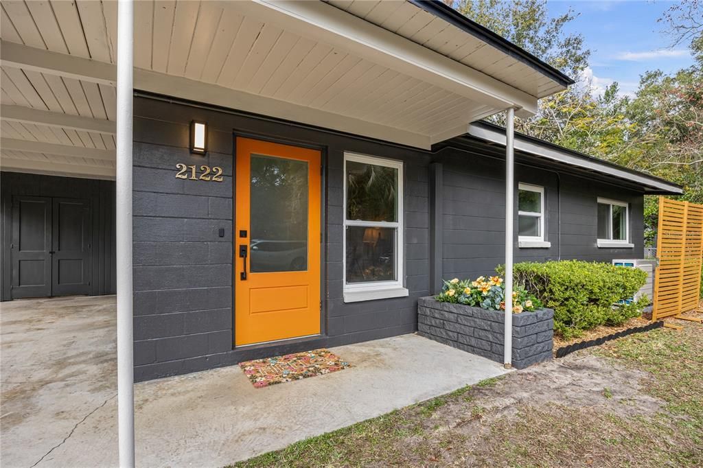 For Sale: $265,000 (2 beds, 1 baths, 1104 Square Feet)