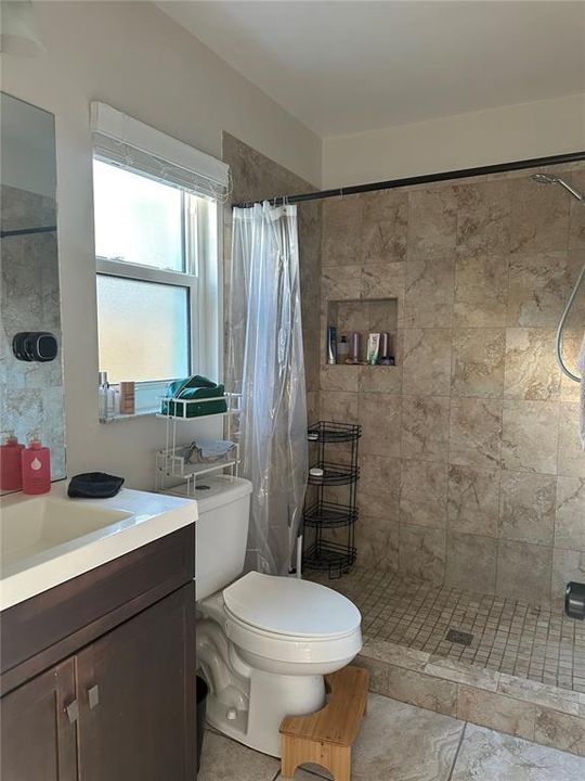 For Sale: $329,000 (3 beds, 2 baths, 1199 Square Feet)