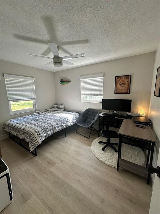 For Sale: $329,000 (3 beds, 2 baths, 1199 Square Feet)