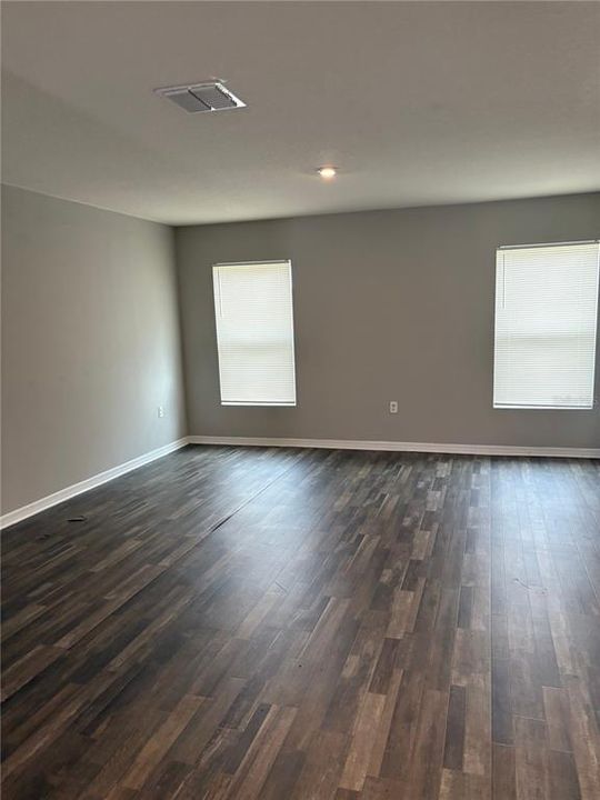 En Renta: $1,999 (4 camas, 2 baños, 1666 Pies cuadrados)