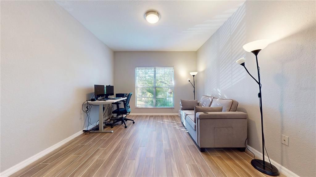 待售: $379,000 (2 贝兹, 2 浴室, 1206 平方英尺)