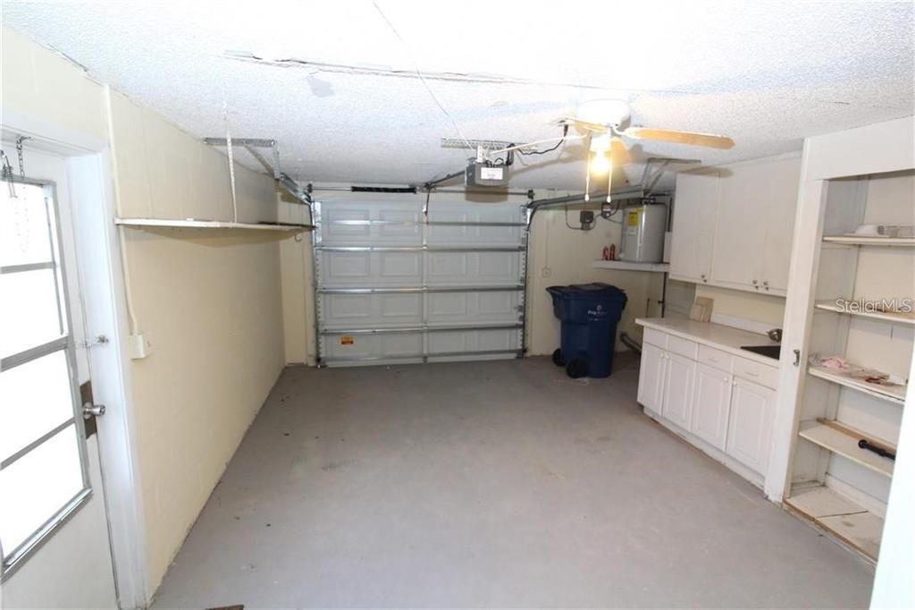 For Sale: $279,000 (2 beds, 2 baths, 1268 Square Feet)