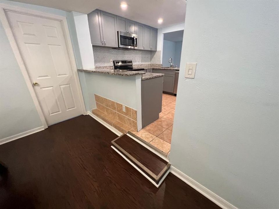 For Rent: $2,150 (3 beds, 2 baths, 1138 Square Feet)