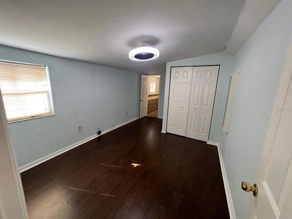 For Rent: $2,150 (3 beds, 2 baths, 1138 Square Feet)