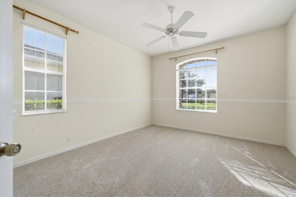 待售: $279,900 (2 贝兹, 2 浴室, 1644 平方英尺)