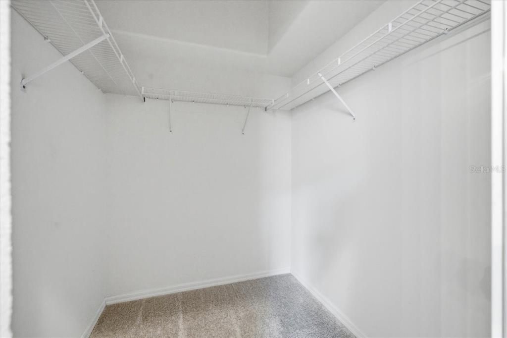 待售: $279,900 (2 贝兹, 2 浴室, 1644 平方英尺)