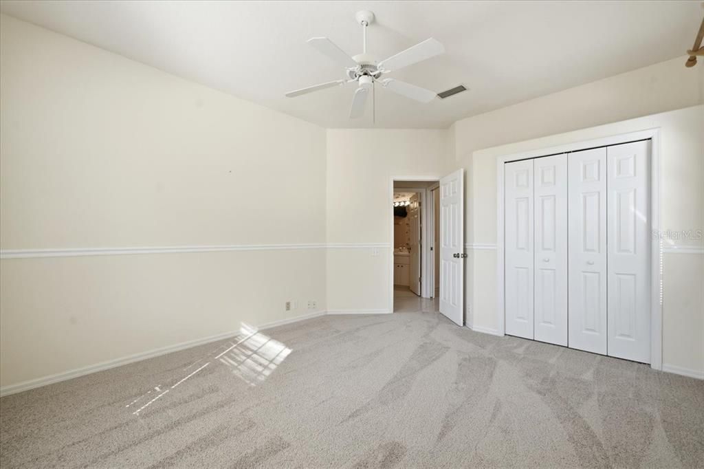 待售: $279,900 (2 贝兹, 2 浴室, 1644 平方英尺)