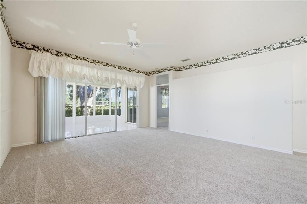 待售: $279,900 (2 贝兹, 2 浴室, 1644 平方英尺)