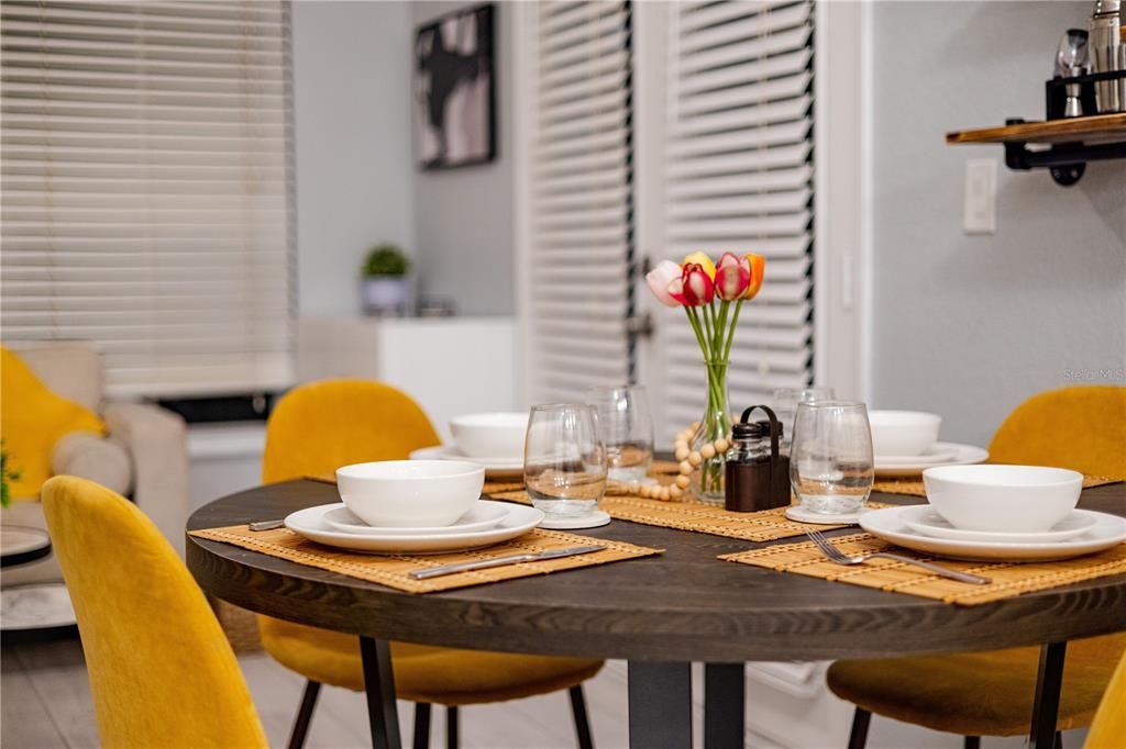 На продажу: $249,900 (4 спален, 3 ванн, 1470 Квадратных фут)