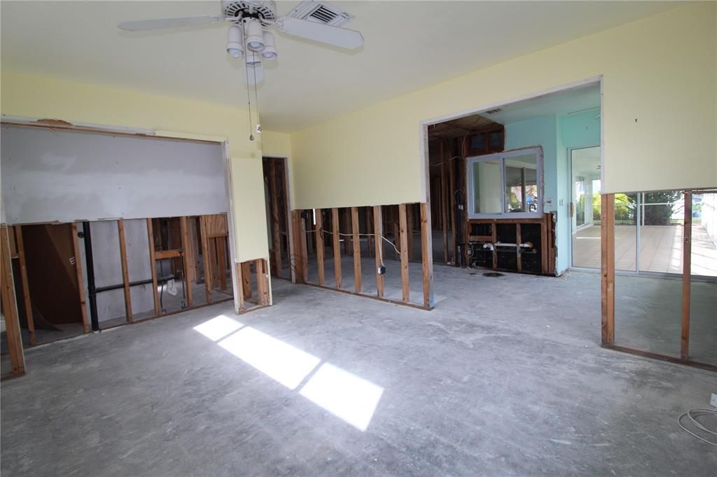 待售: $399,000 (3 贝兹, 2 浴室, 1748 平方英尺)