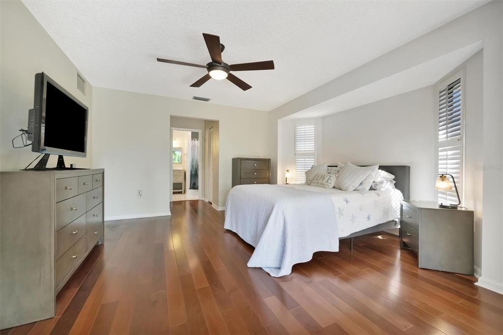 待售: $349,000 (3 贝兹, 2 浴室, 1680 平方英尺)