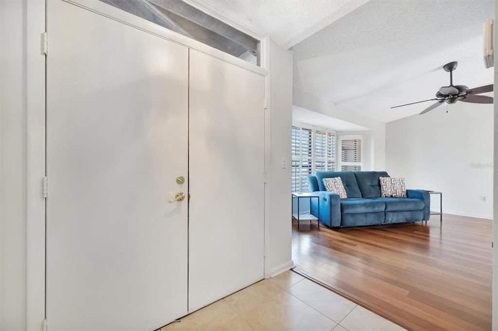 待售: $349,000 (3 贝兹, 2 浴室, 1680 平方英尺)