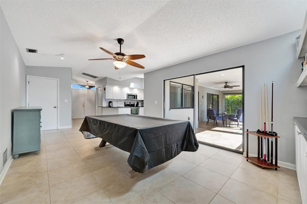 待售: $349,000 (3 贝兹, 2 浴室, 1680 平方英尺)