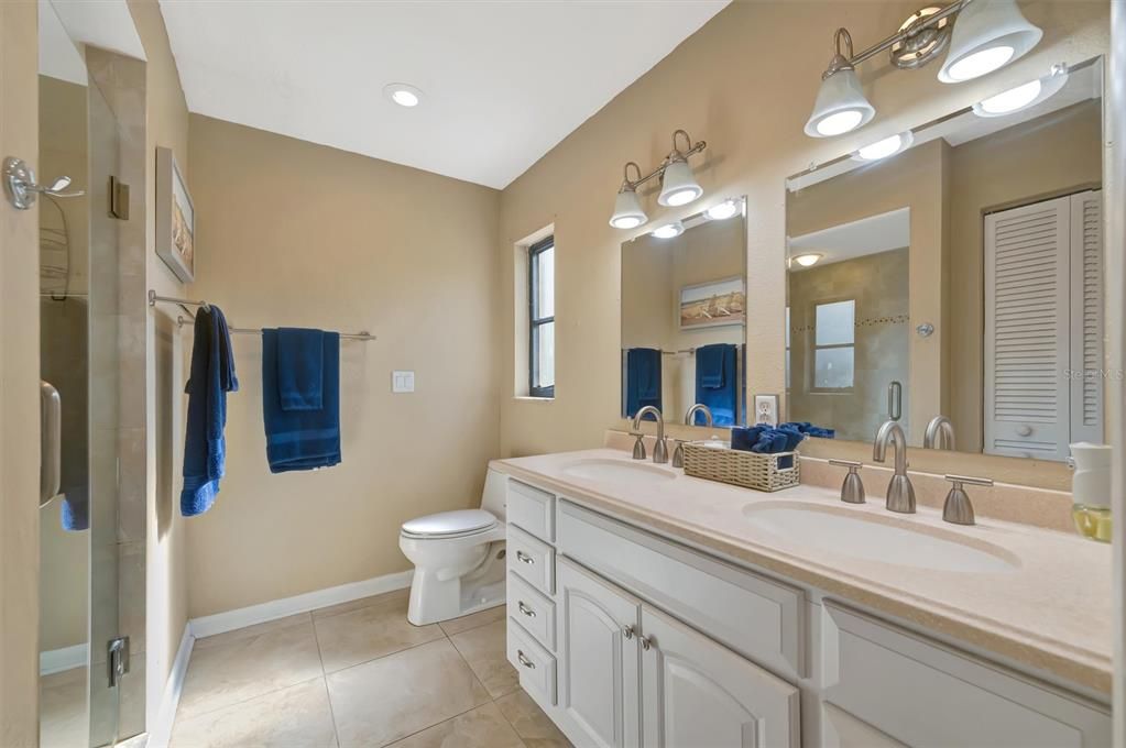 待售: $349,000 (3 贝兹, 2 浴室, 1680 平方英尺)