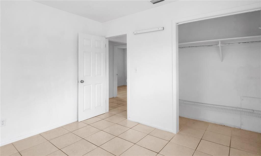 En Venta: $255,000 (3 camas, 2 baños, 1403 Pies cuadrados)