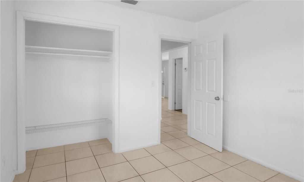 En Venta: $255,000 (3 camas, 2 baños, 1403 Pies cuadrados)