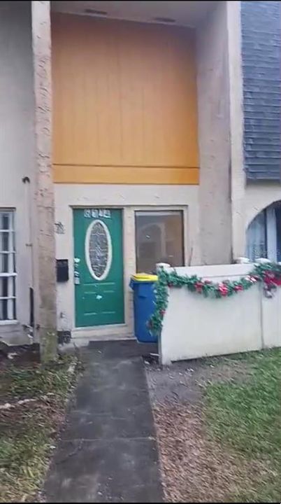 В аренду: $1,800 (4 спален, 2 ванн, 1344 Квадратных фут)