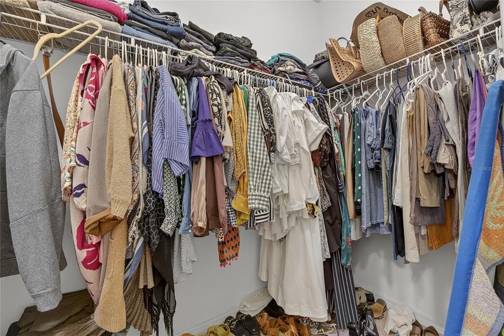 For Sale: $460,000 (4 beds, 2 baths, 2276 Square Feet)